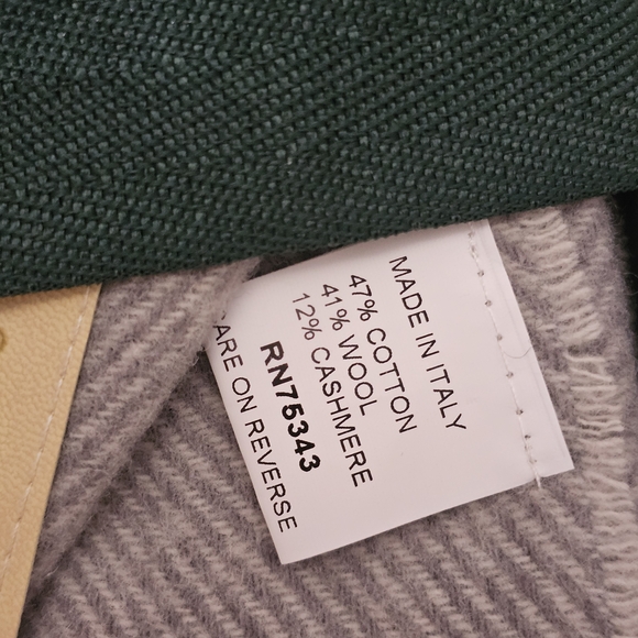 $500 NWT NIDO NTTE Italy Cashmere Blend Blanket Cover Throw 55" x 62" - Picture 4 of 6